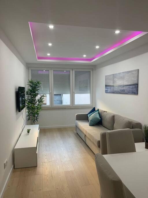 Lovely 2 Bedroom Apartment In South Lisbon บาเฮโร ภายนอก รูปภาพ